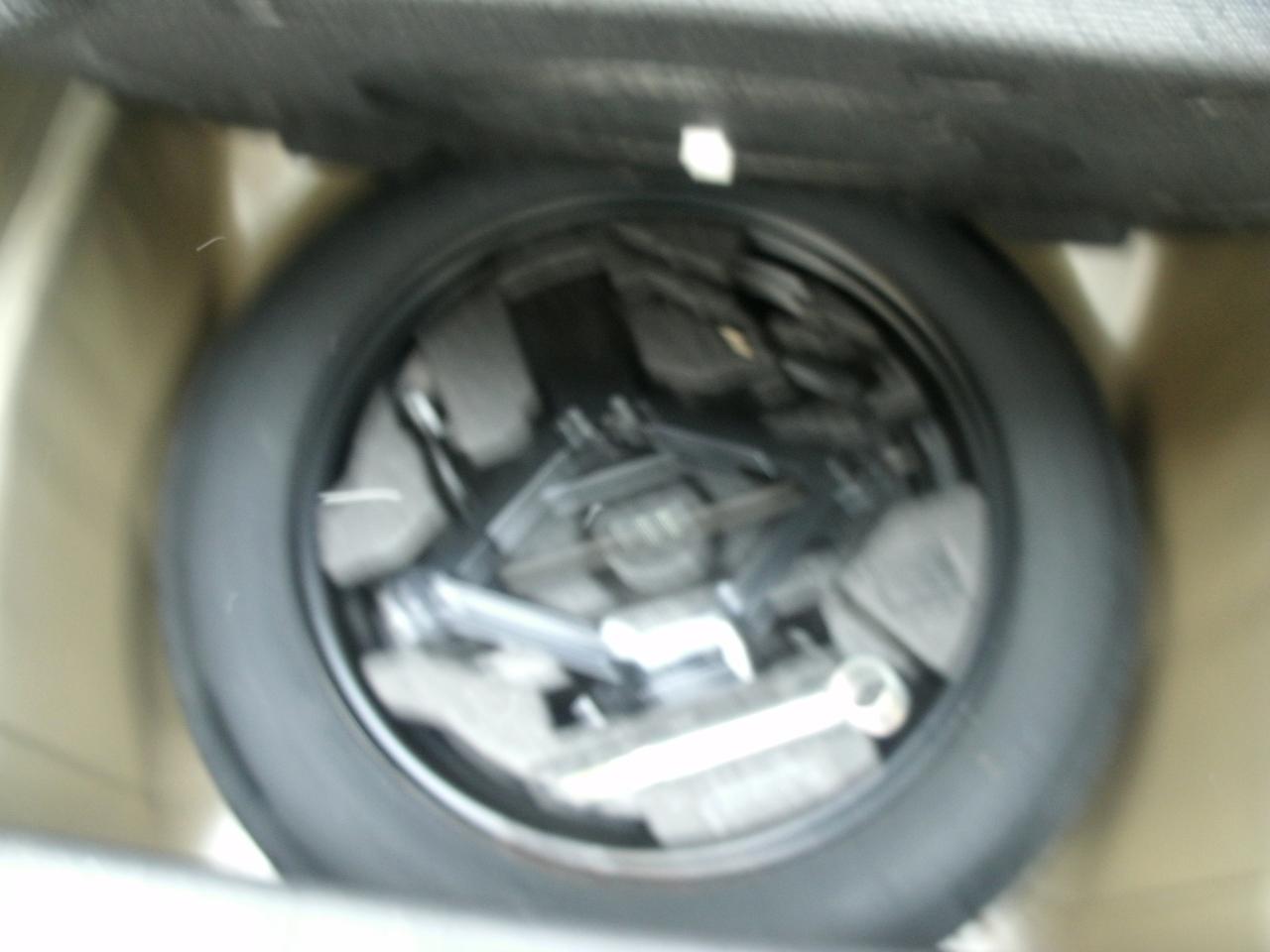 Subaru Legacy Limited 4D Sedan 2011