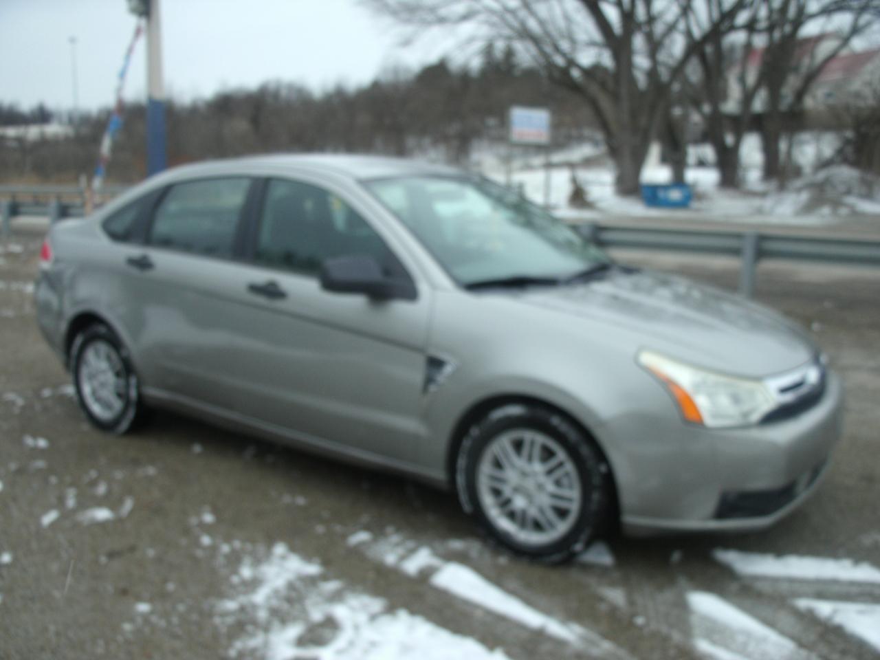 Ford FOCUS SE  2008