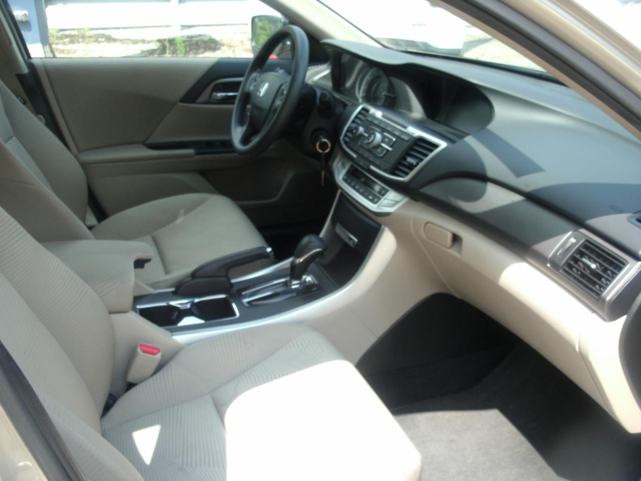 Honda Accord LX Sedan CVT 2015