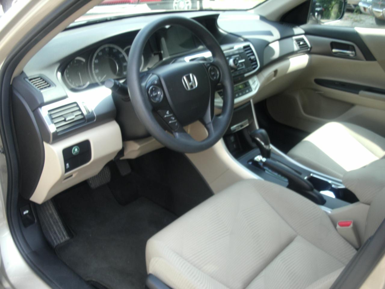 Honda Accord LX Sedan CVT 2015