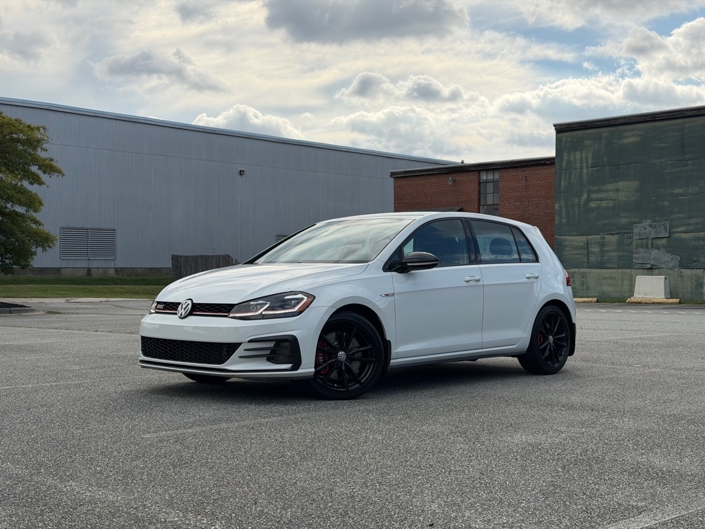 2019 Volkswagen Golf GTI S 6M