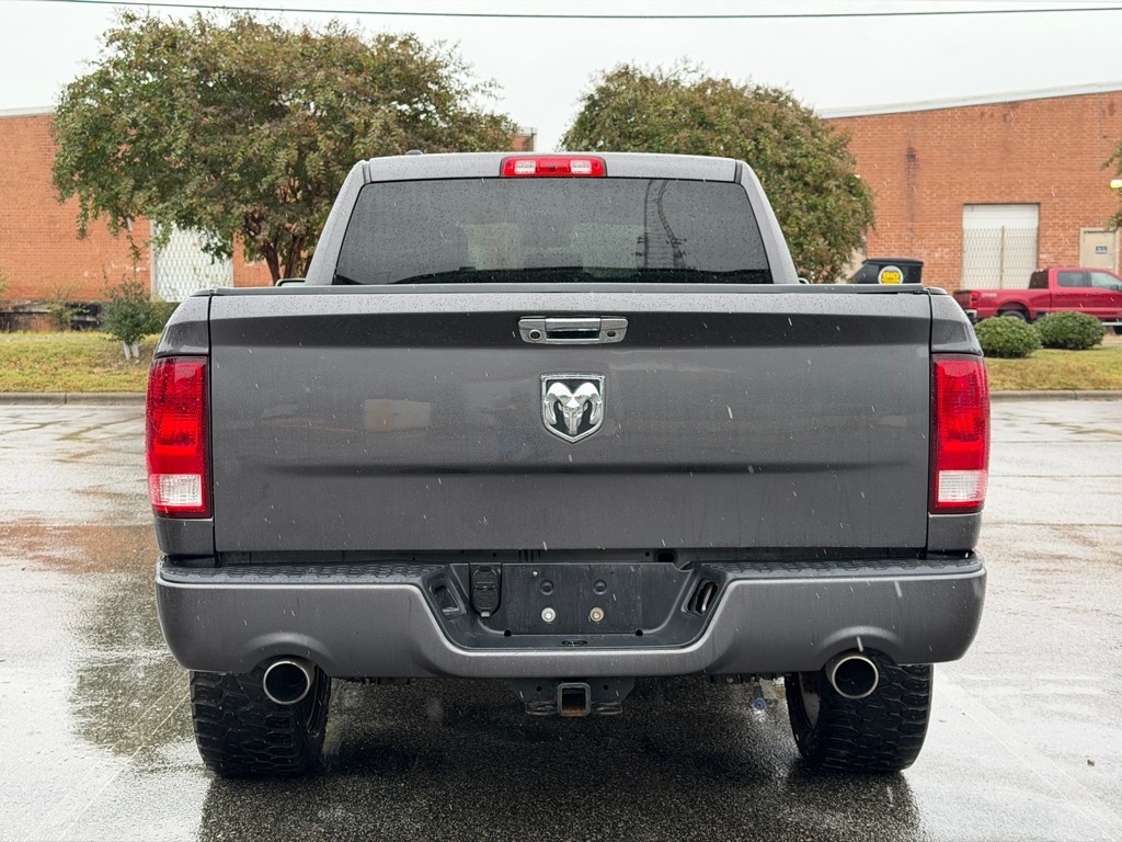 RAM 1500 Tradesman Quad Cab 4WD 2017