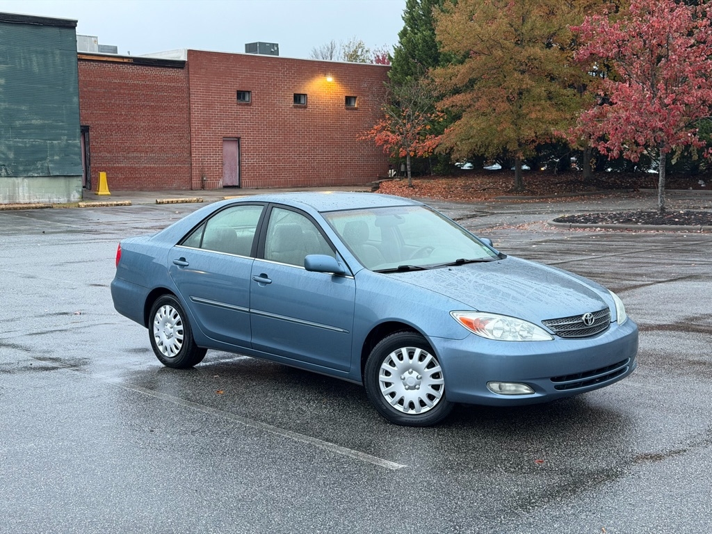 Toyota Camry LE 2003
