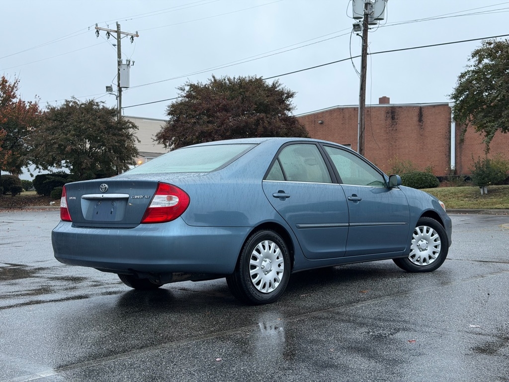 Toyota Camry LE 2003