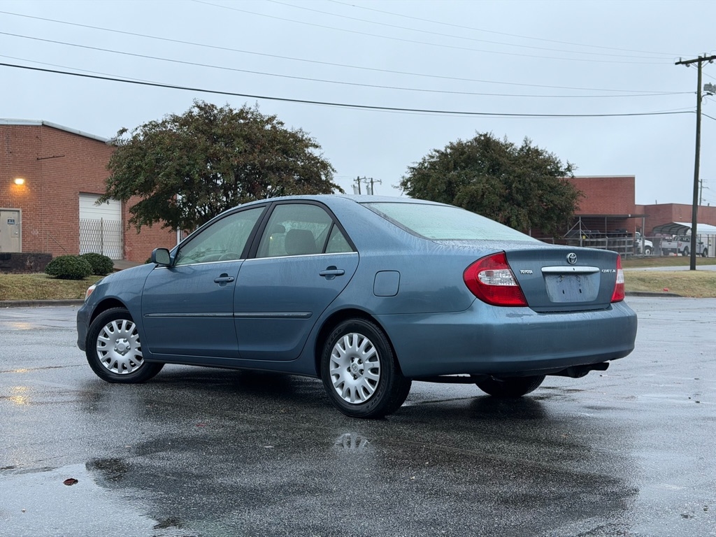 Toyota Camry LE 2003