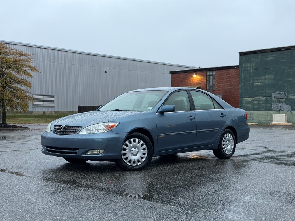 Toyota Camry LE 2003