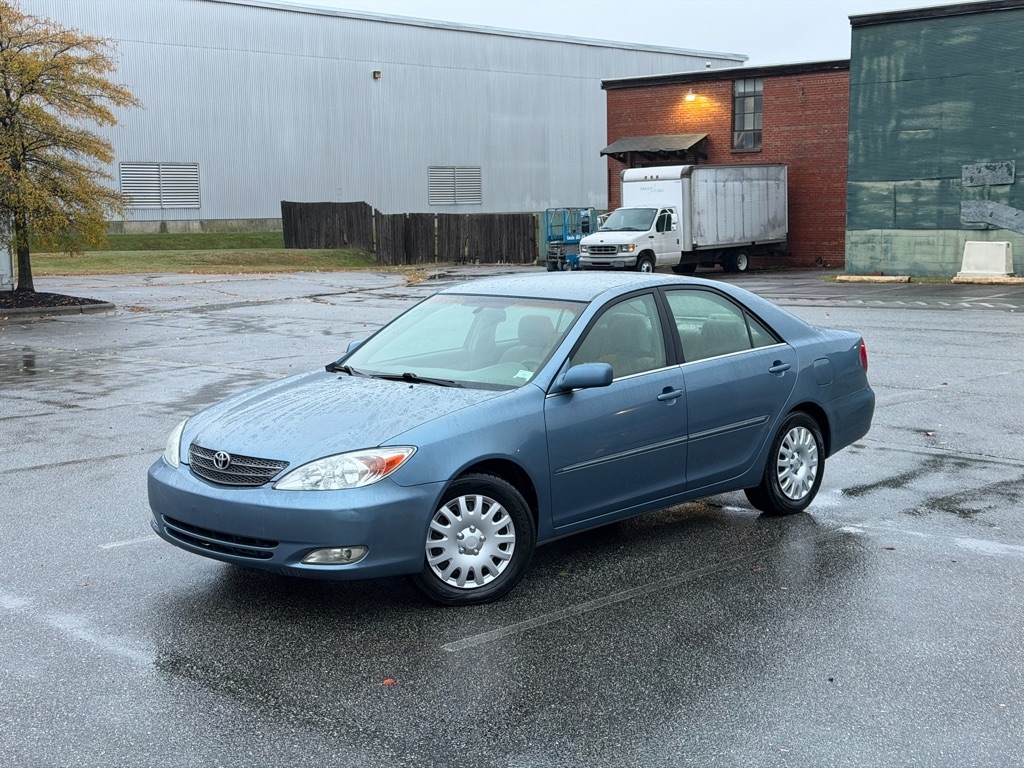 Toyota Camry LE 2003