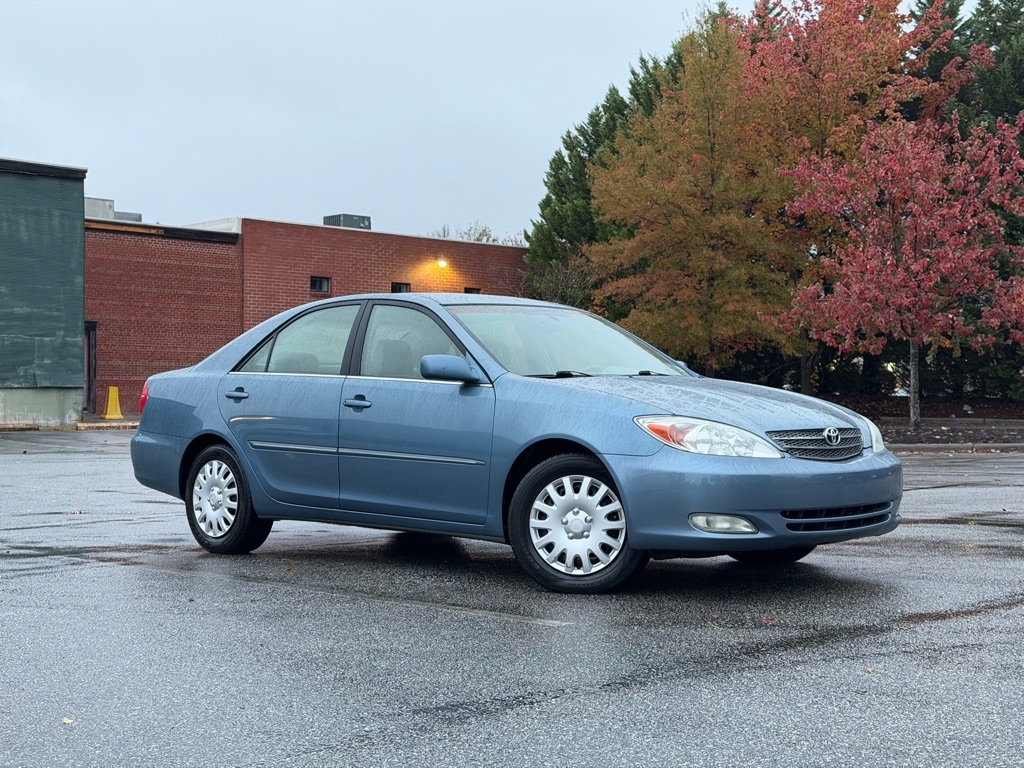Toyota Camry LE 2003