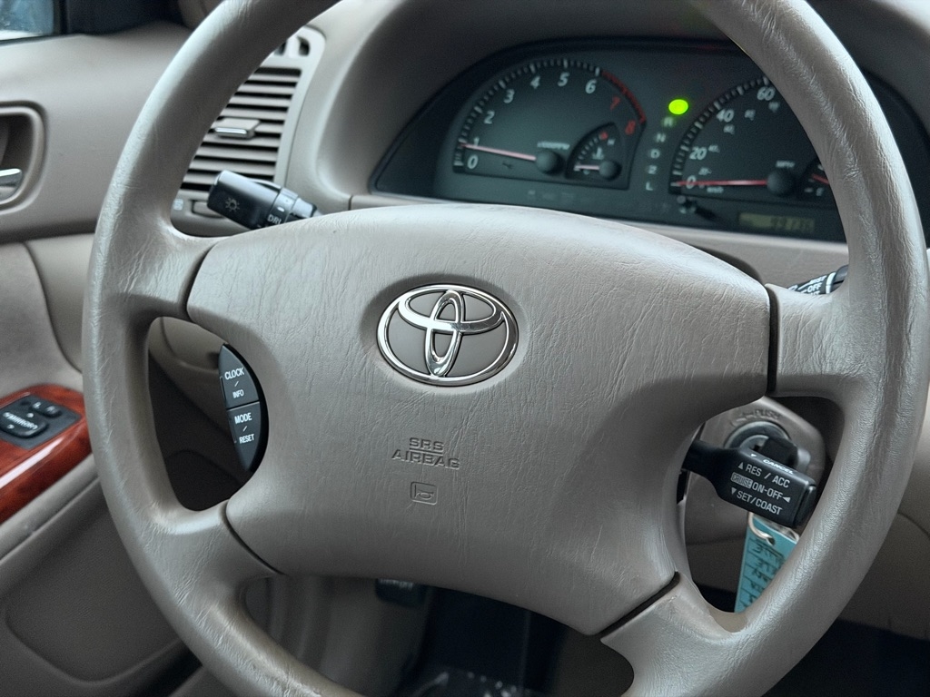 Toyota Camry LE 2003