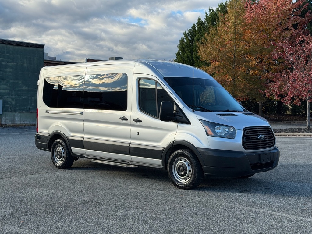 Ford Transit 350 Wagon Med. Roof XL w/Sliding Pass. 148-in. WB 2016