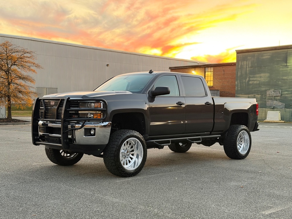 2015 Chevrolet Silverado 2500HD LT Crew Cab 4WD