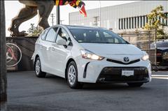 2017 Toyota Prius V - A/C, Bluetooth