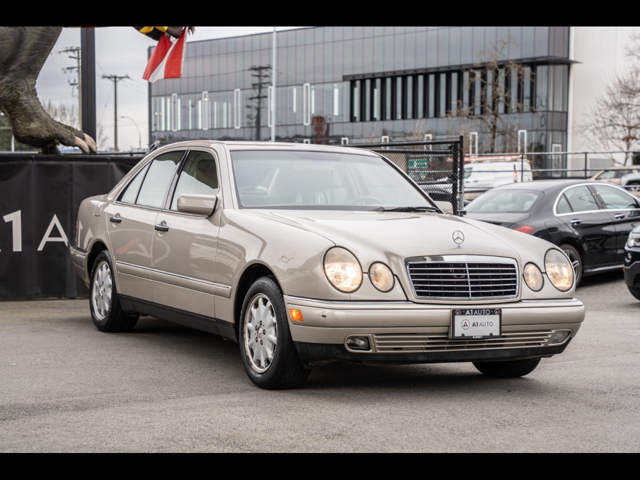 1999 Mercedes-Benz E-Class E 320