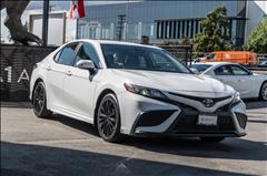 2022 Toyota Camry SE - Leather Seats, Power Seats