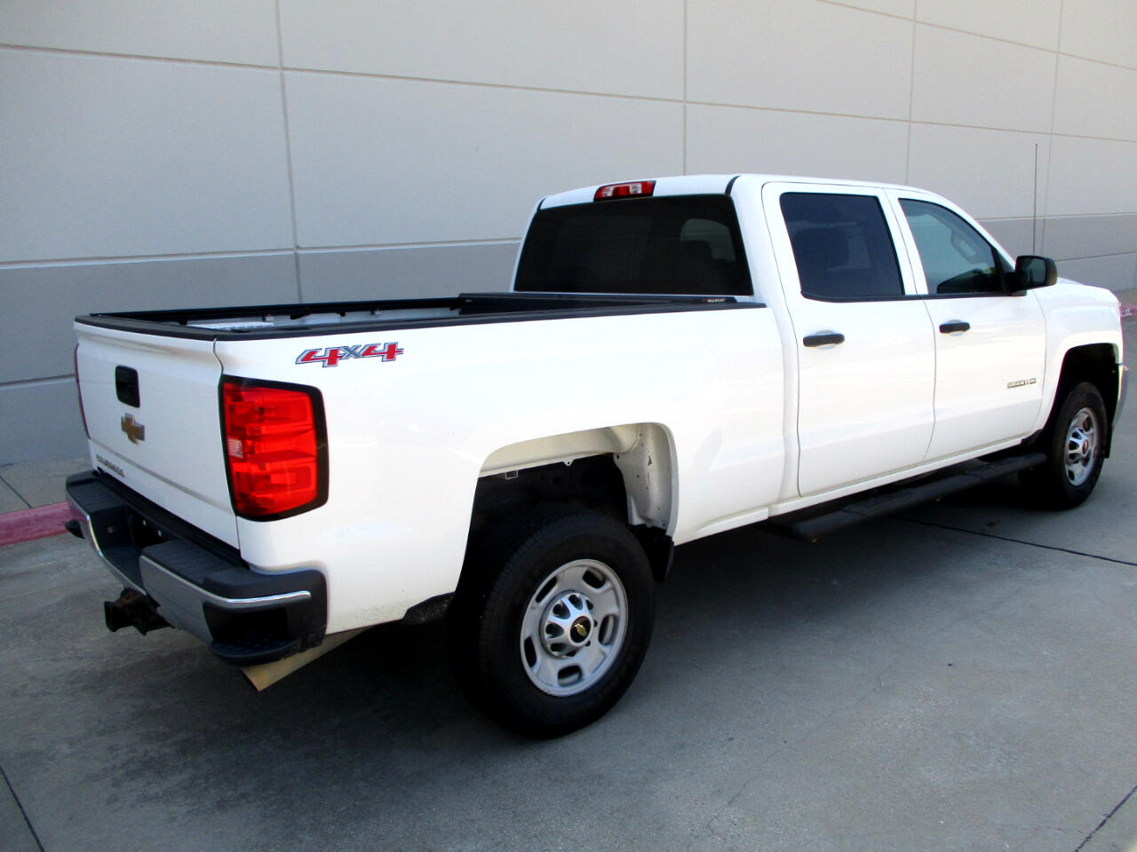 Chevrolet Silverado 2500HD Work Truck Crew Cab 4WD 2015 Chevrolet Silverado 2500HD Work Truck Crew Cab 4WD 2015