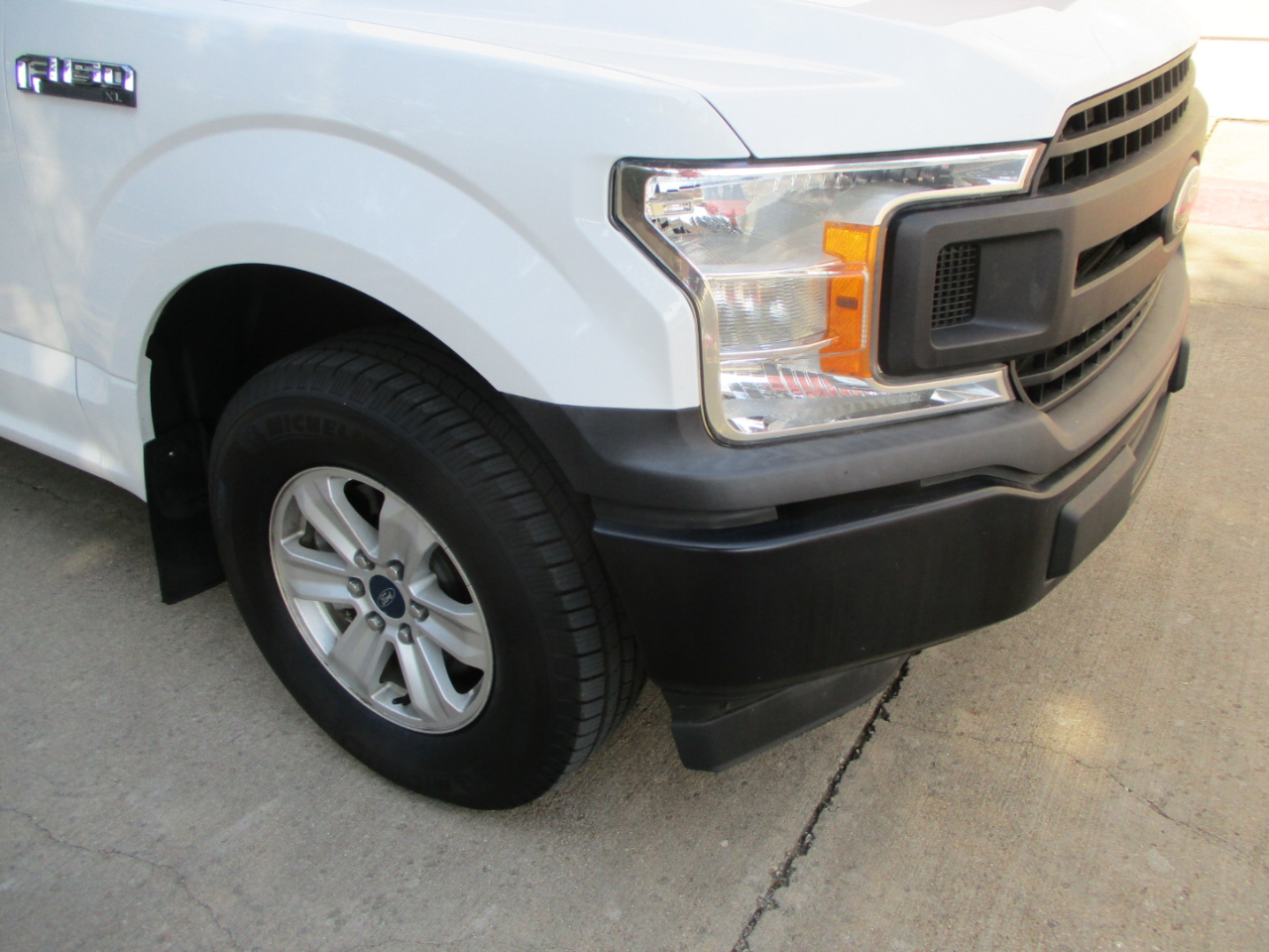 Ford F-150 XL SuperCab 6.5-ft. Bed 4WD 2020 Ford F-150 XL SuperCab 6.5-ft. Bed 4WD 2020