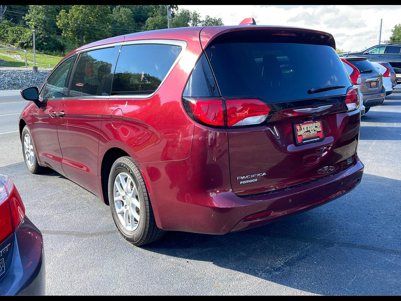 Chrysler Pacifica Touring FWD 2019