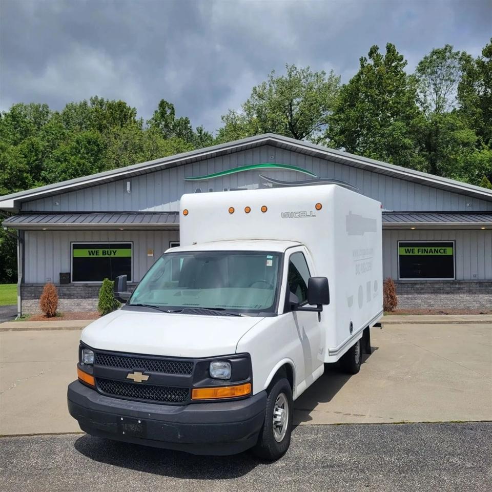 2017 Chevrolet Express Commercial Cutaway 3500 Van 139"