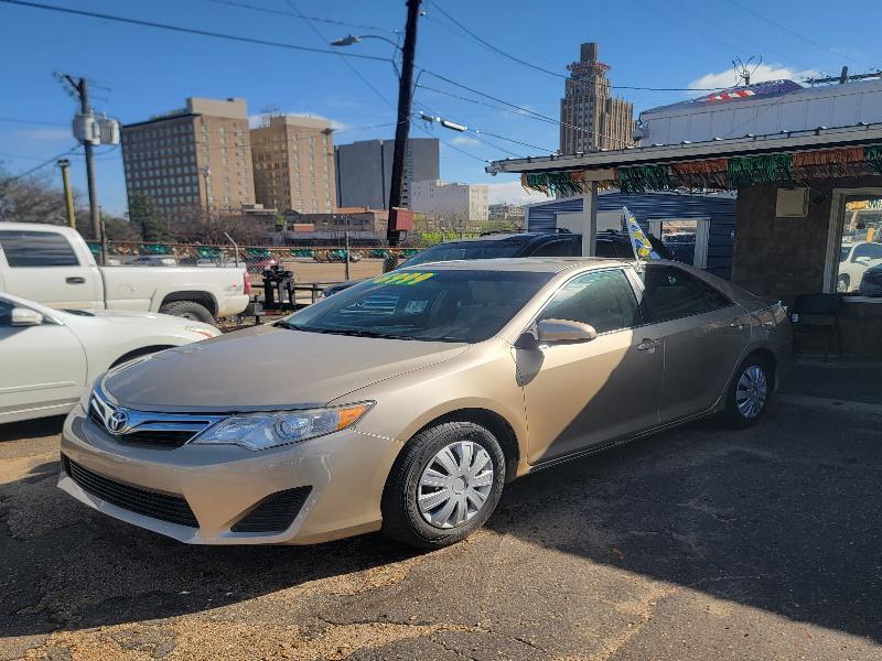 Toyota Camry L 2012
