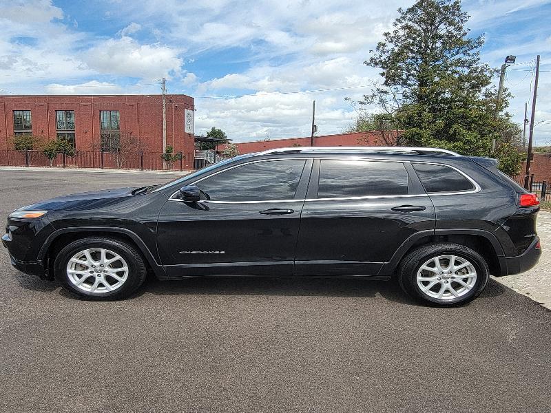 Jeep Cherokee Latitude FWD 2016