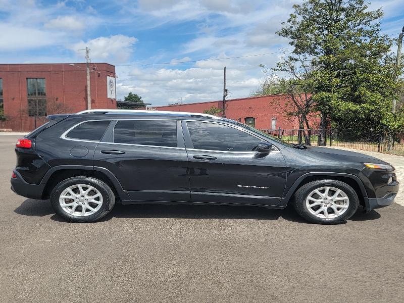 Jeep Cherokee Latitude FWD 2016