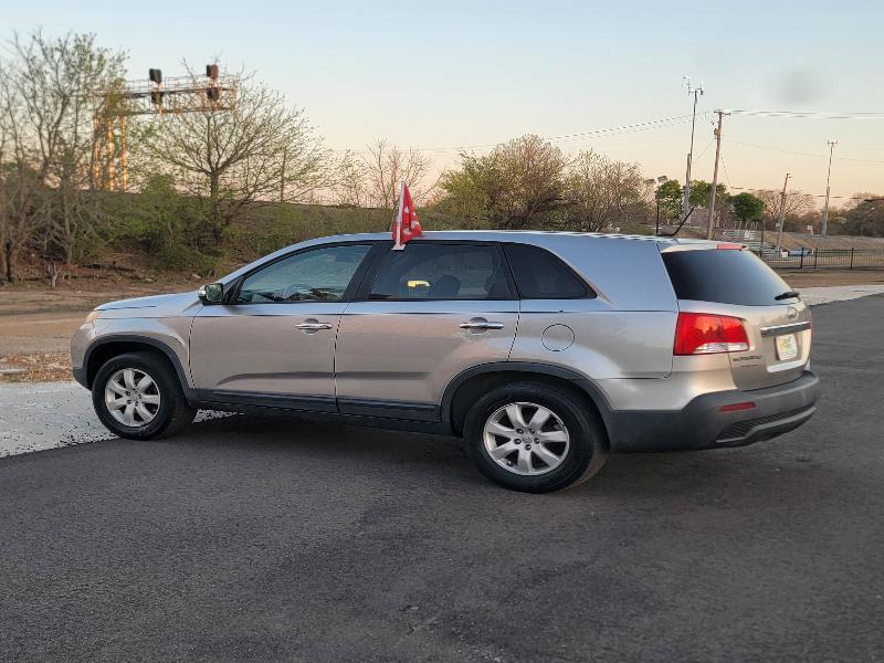 Kia Sorento LX 2WD 2013