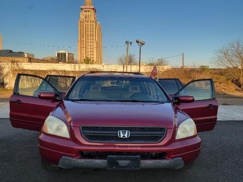 Honda Pilot EX w/ Leather and Navigation 2005