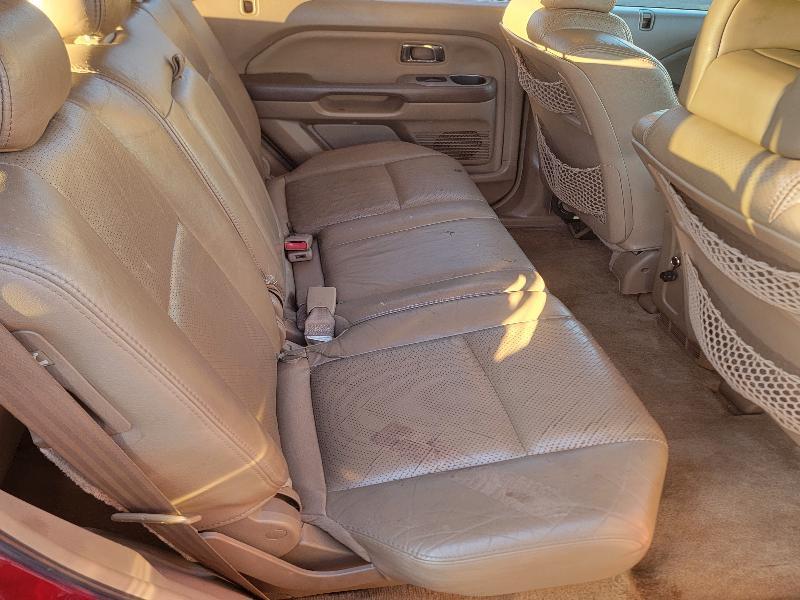 Honda Pilot EX w/ Leather and Navigation 2005