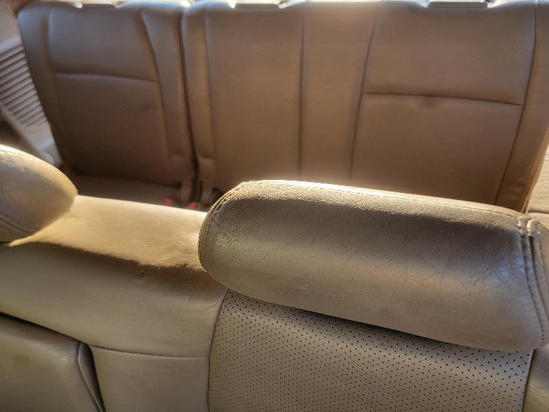 Honda Pilot EX w/ Leather and Navigation 2005