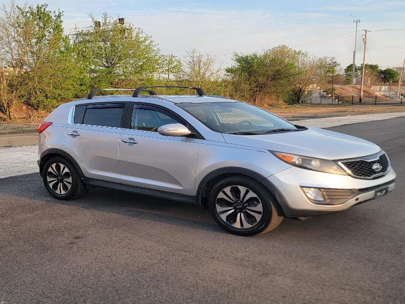 Kia Sportage SX FWD 2012