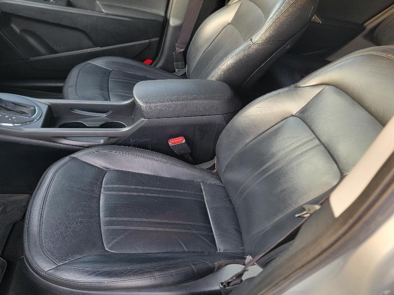 Kia Sportage SX FWD 2012