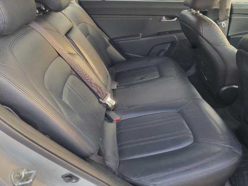 Kia Sportage SX FWD 2012