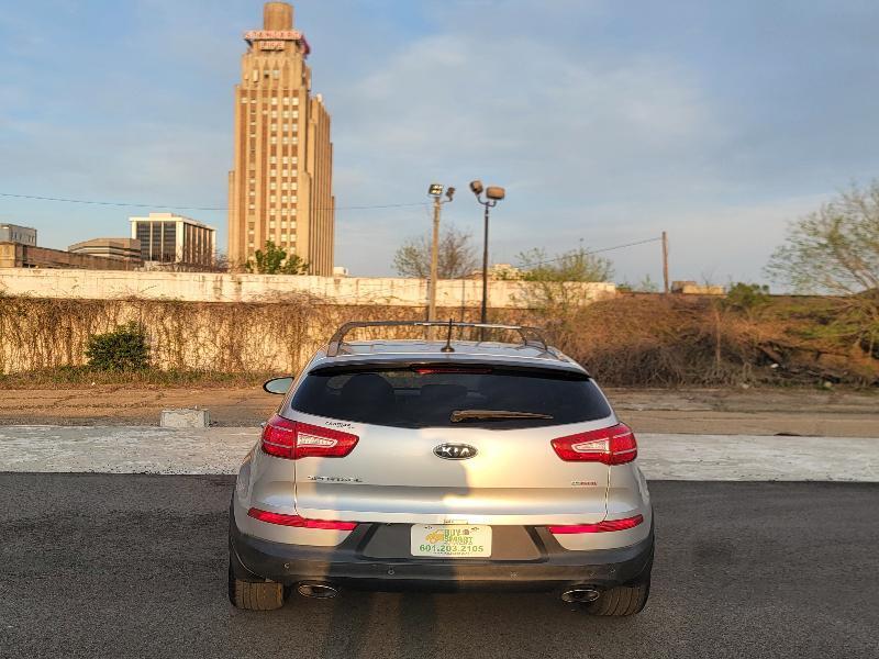 Kia Sportage SX FWD 2012