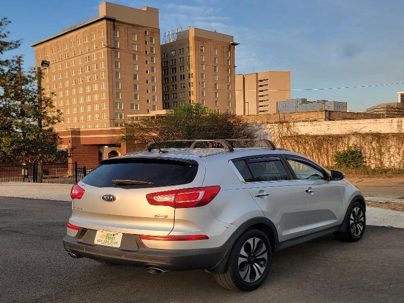 Kia Sportage SX FWD 2012