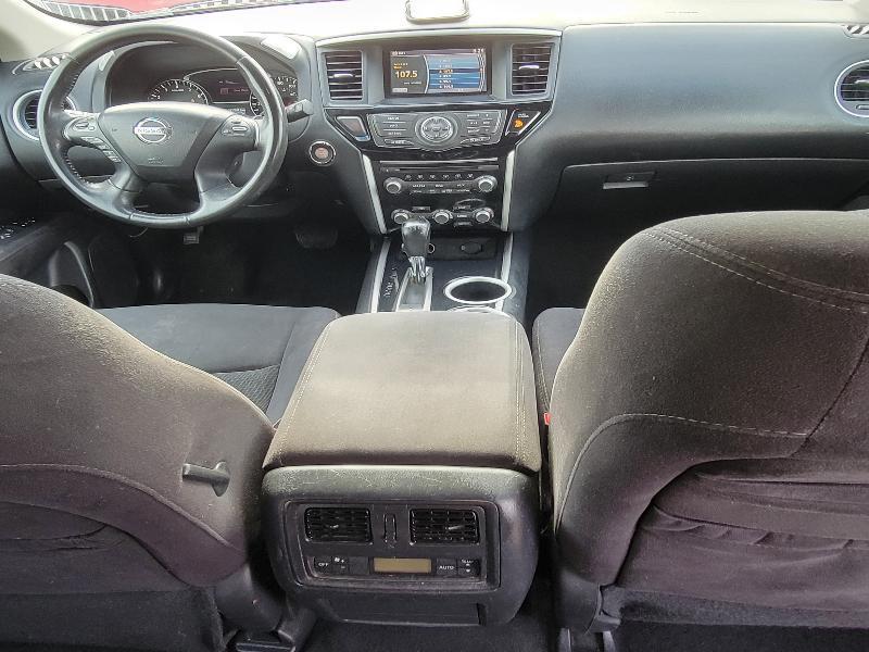 Nissan Pathfinder 2WD 4dr SV 2013