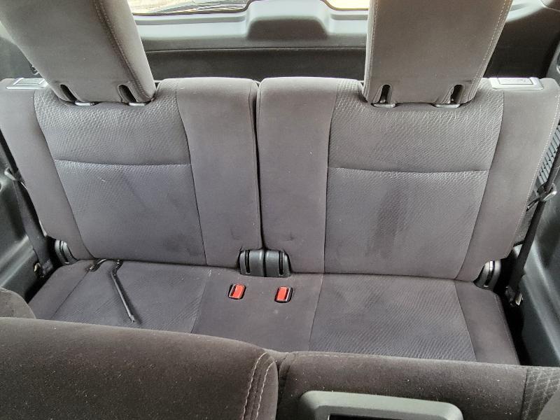 Nissan Pathfinder 2WD 4dr SV 2013