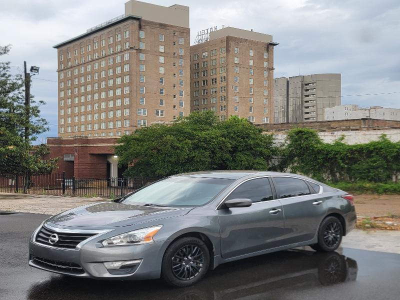 Nissan Altima 2.5 SV 2015