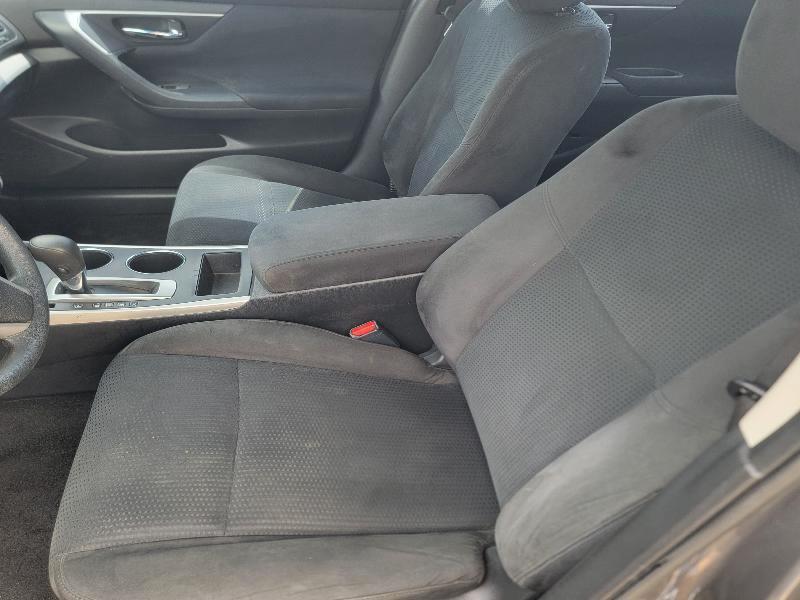 Nissan Altima 2.5 SV 2015