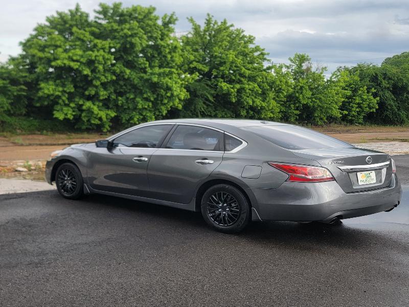 Nissan Altima 2.5 SV 2015