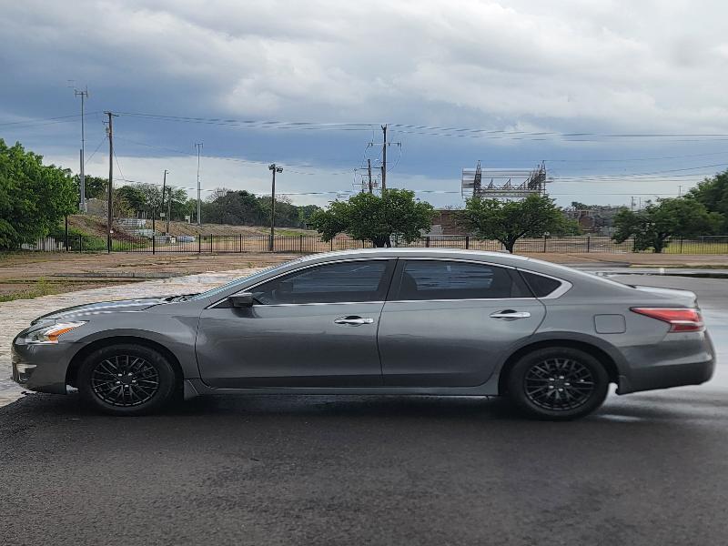 Nissan Altima 2.5 SV 2015