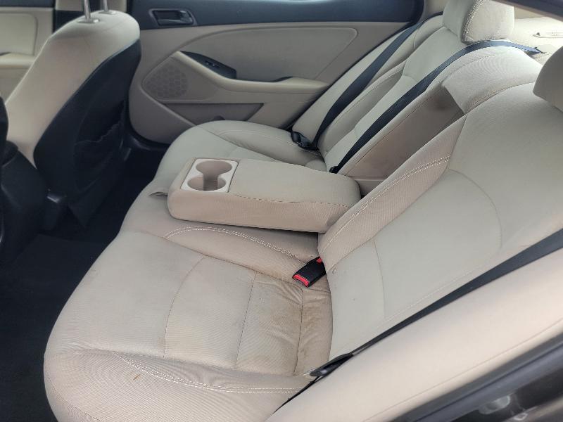 Kia Optima LX 2015