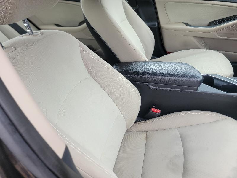 Kia Optima LX 2015