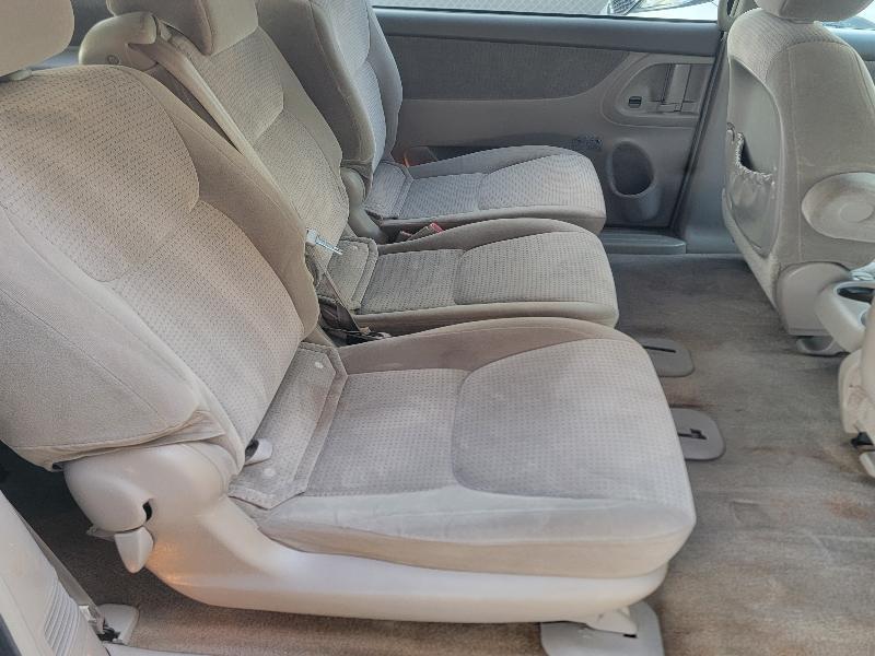 Toyota Sienna LE FWD 8-Passenger Seating 2008