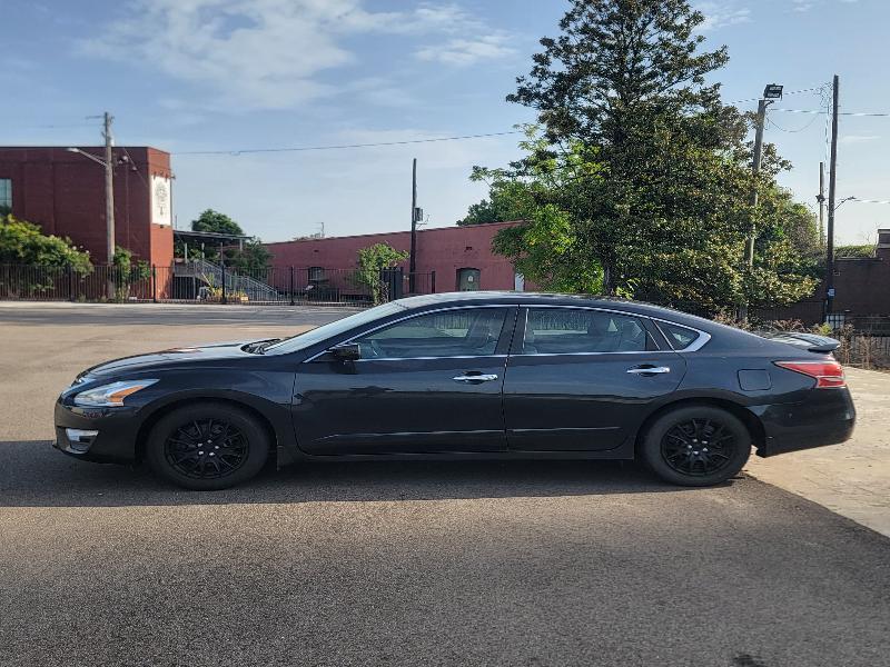 Nissan Altima 2.5 SV 2015