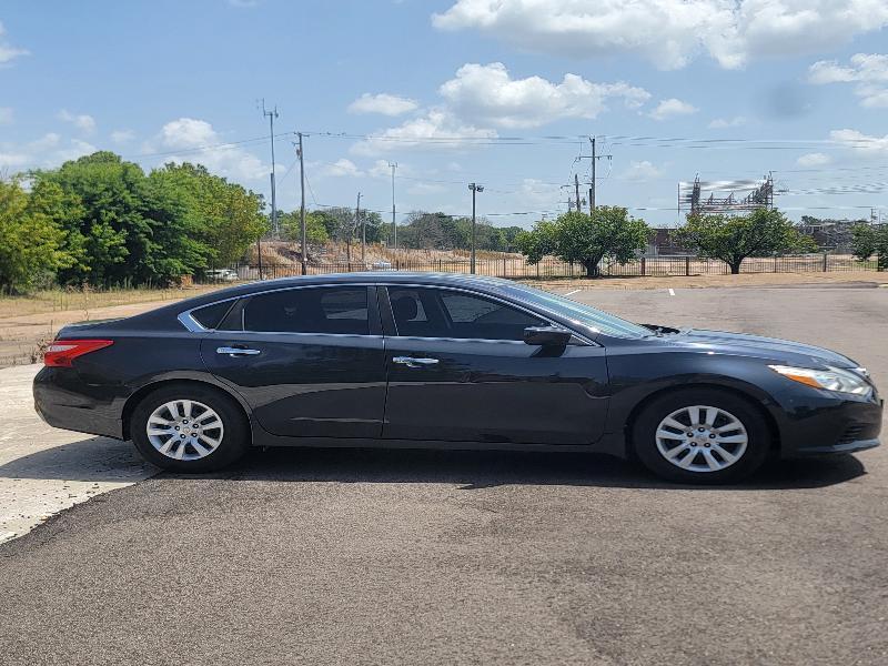 Nissan Altima 2.5 SV 2018