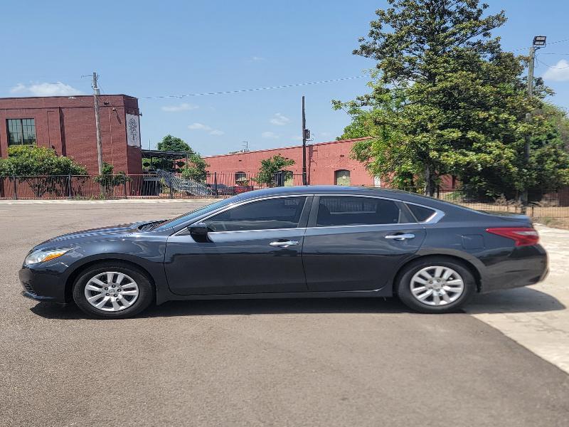 Nissan Altima 2.5 SV 2018