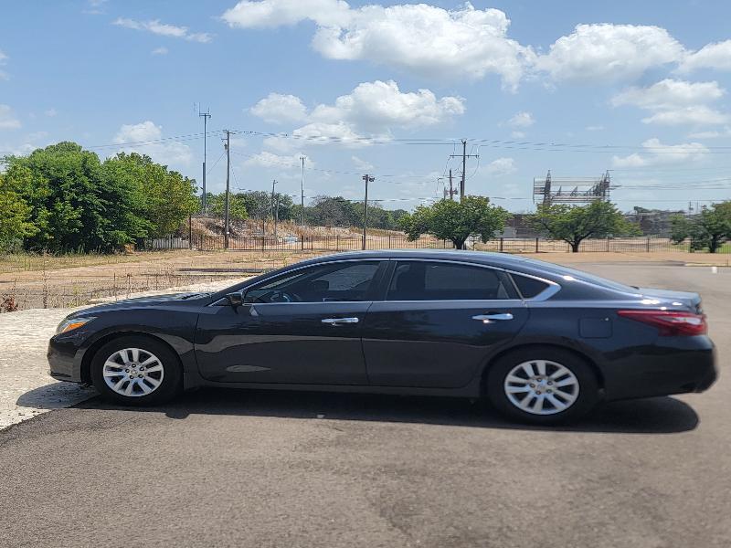 Nissan Altima 2.5 SV 2018