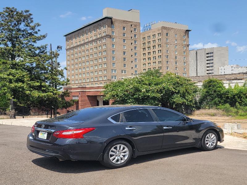 Nissan Altima 2.5 SV 2018