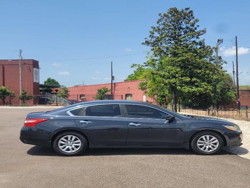 Nissan Altima 2.5 SV 2018