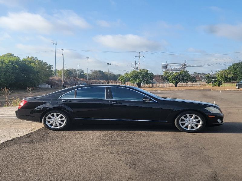 Mercedes-Benz S-Class S550 2007